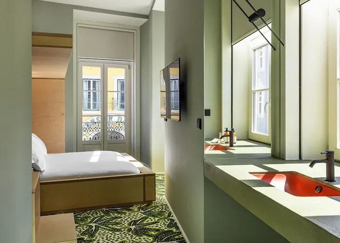 Independente Bica 4* Lisbon