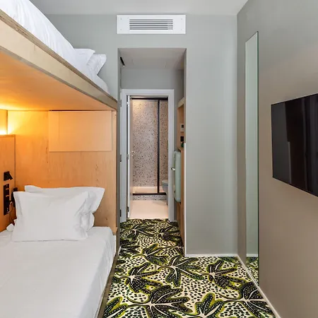 Готель Independente Bica 4*