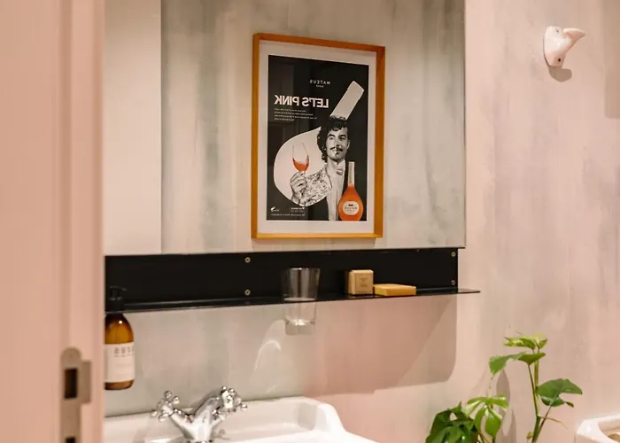 Independente Bica Hotel